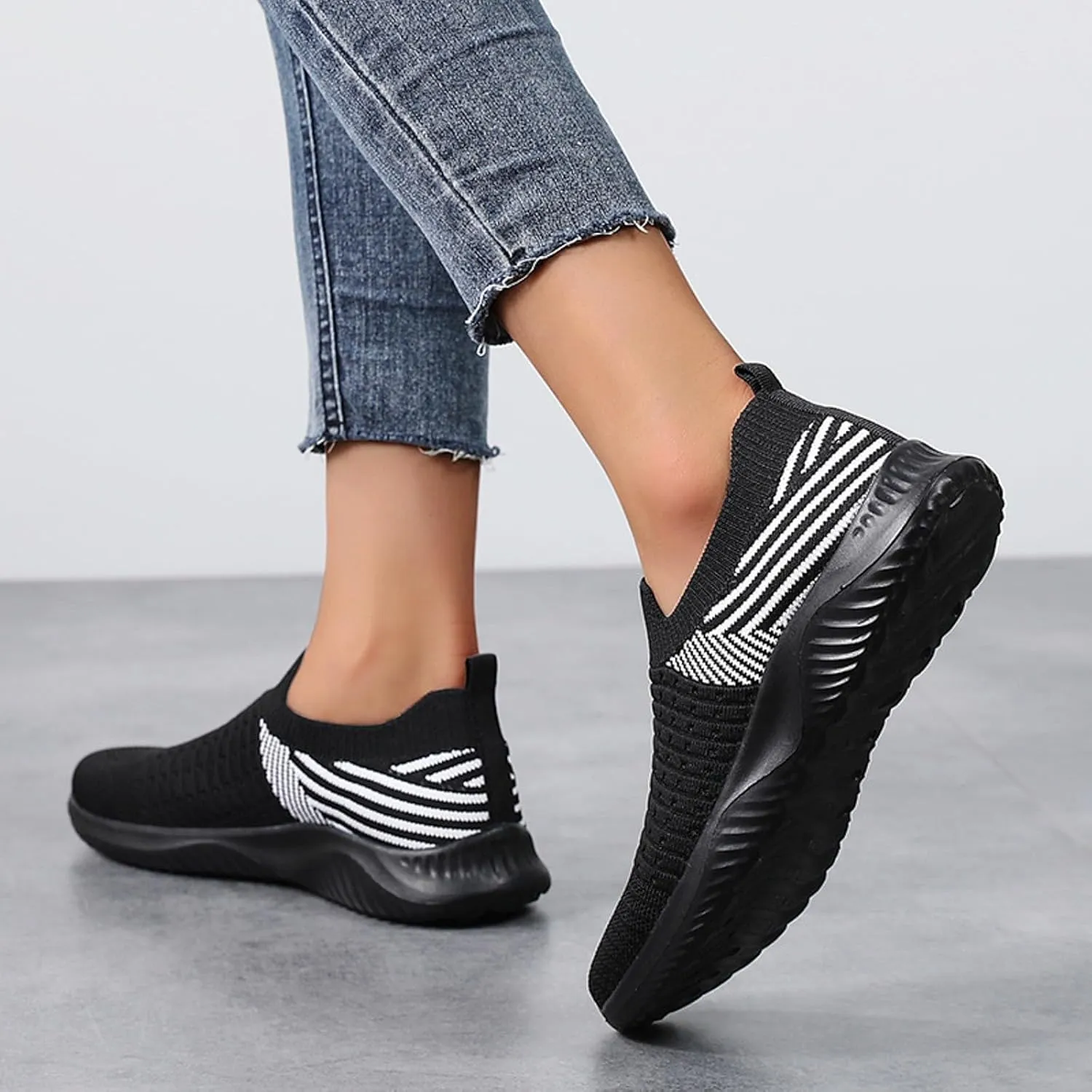 Womans Athletic Shoes Womens Walking Running Shoes Lightweight Breathable Tennis Shoes Non Slip Workout Sneakers